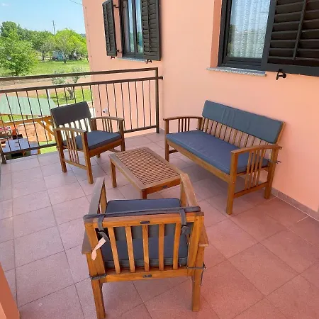 Rosa Apartament *